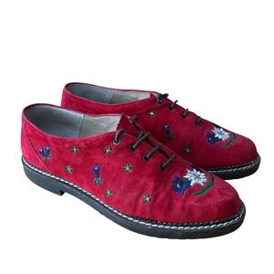 Vintage Haust Belir Red Embroidered Suede Women's Shoes